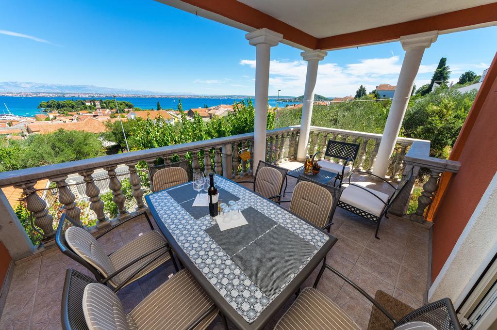 Duplex Apartment With Private Swimming Pool Preko Kamer foto