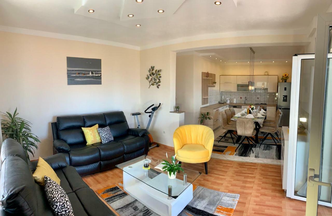 Duplex Apartment With Private Swimming Pool Preko Buitenkant foto